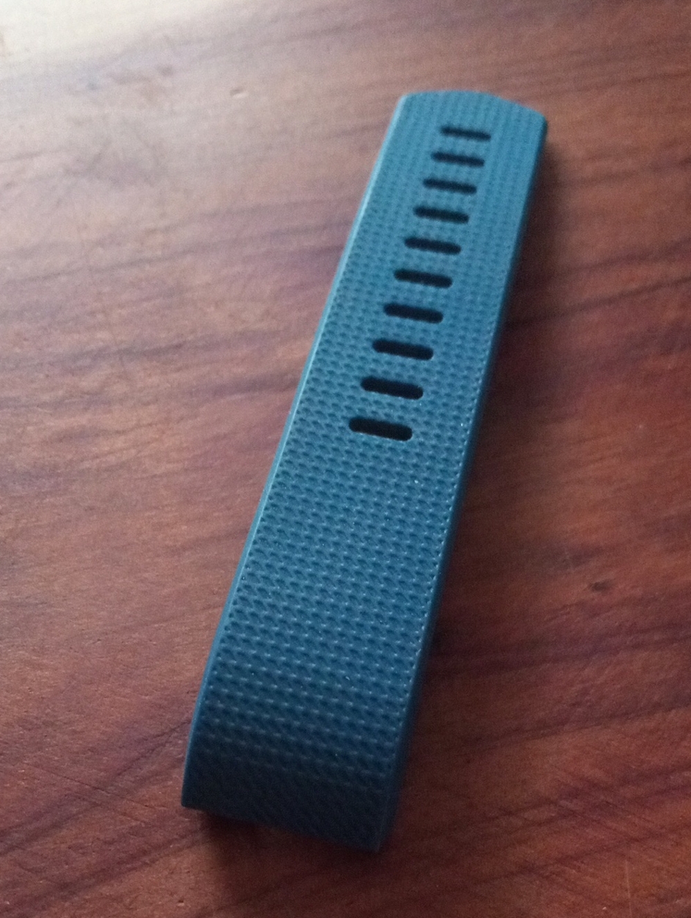 fitbit Charge 2 Blue Silicone Replacement Wristband - Picture 2 of 10